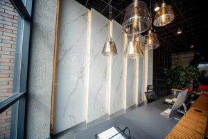 INFINITY-CALACATTA-ORO-1-PORSELEN